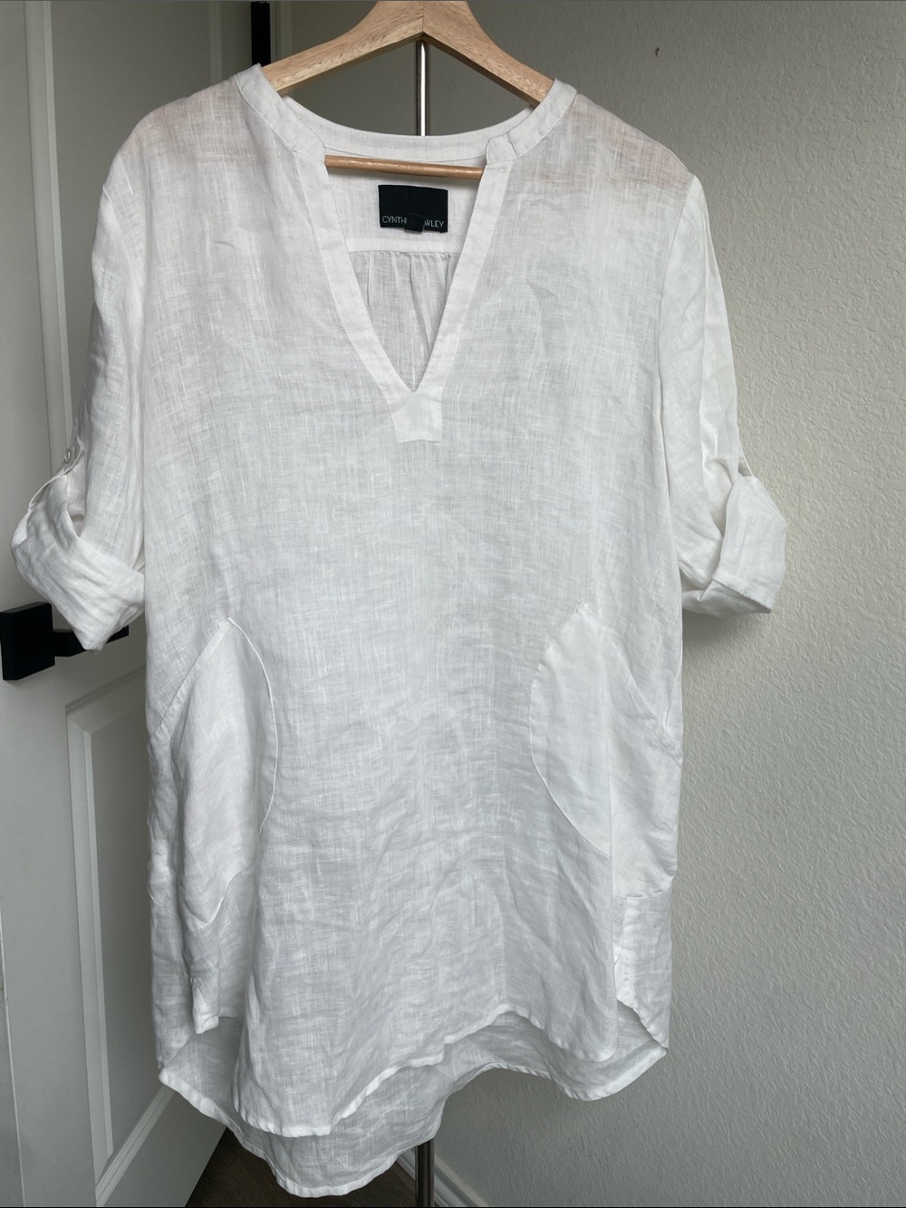 Cynthia Rowley White V-Neck Linen Tunic